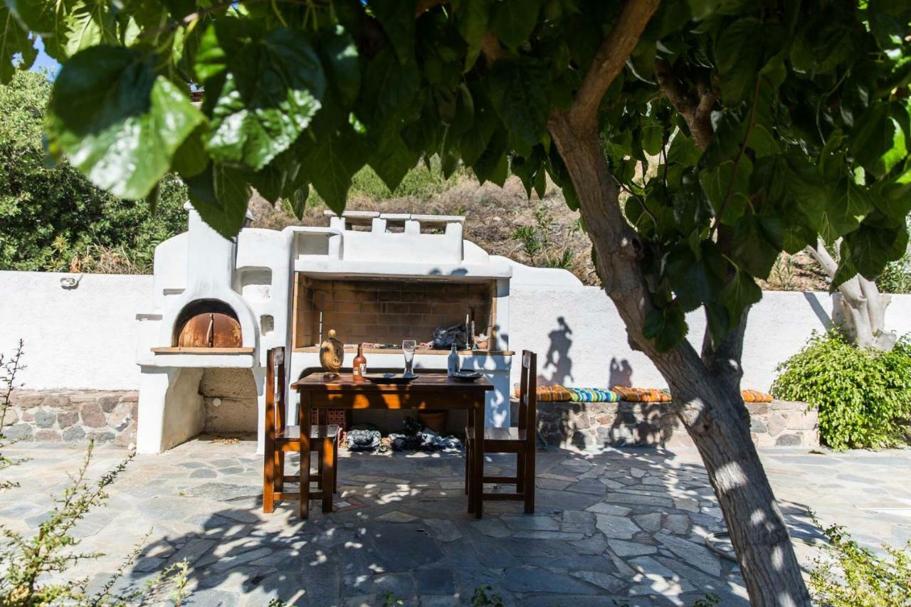 Villa Euphoria In Aegina, A' Marathonas Bay Exterior photo